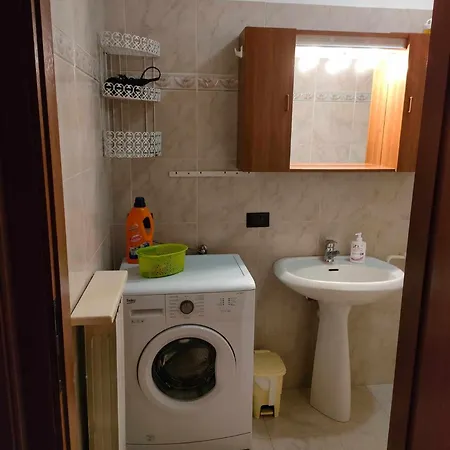 Daire Mokya1-piscina, Wifi, Giardino, Garage