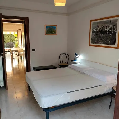 Daire Mokya1-piscina, Wifi, Giardino, Garage Lazise