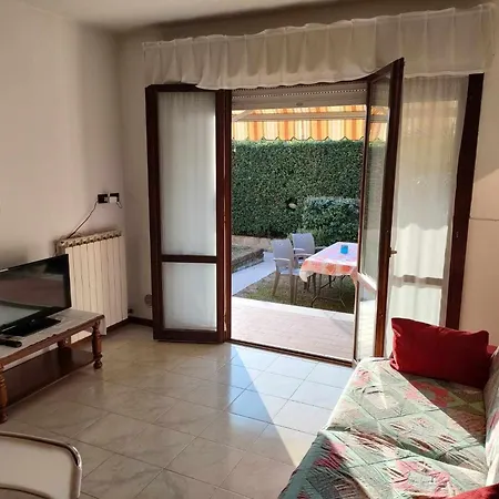 Mokya1-piscina, Wifi, Giardino, Garage Daire Lazise